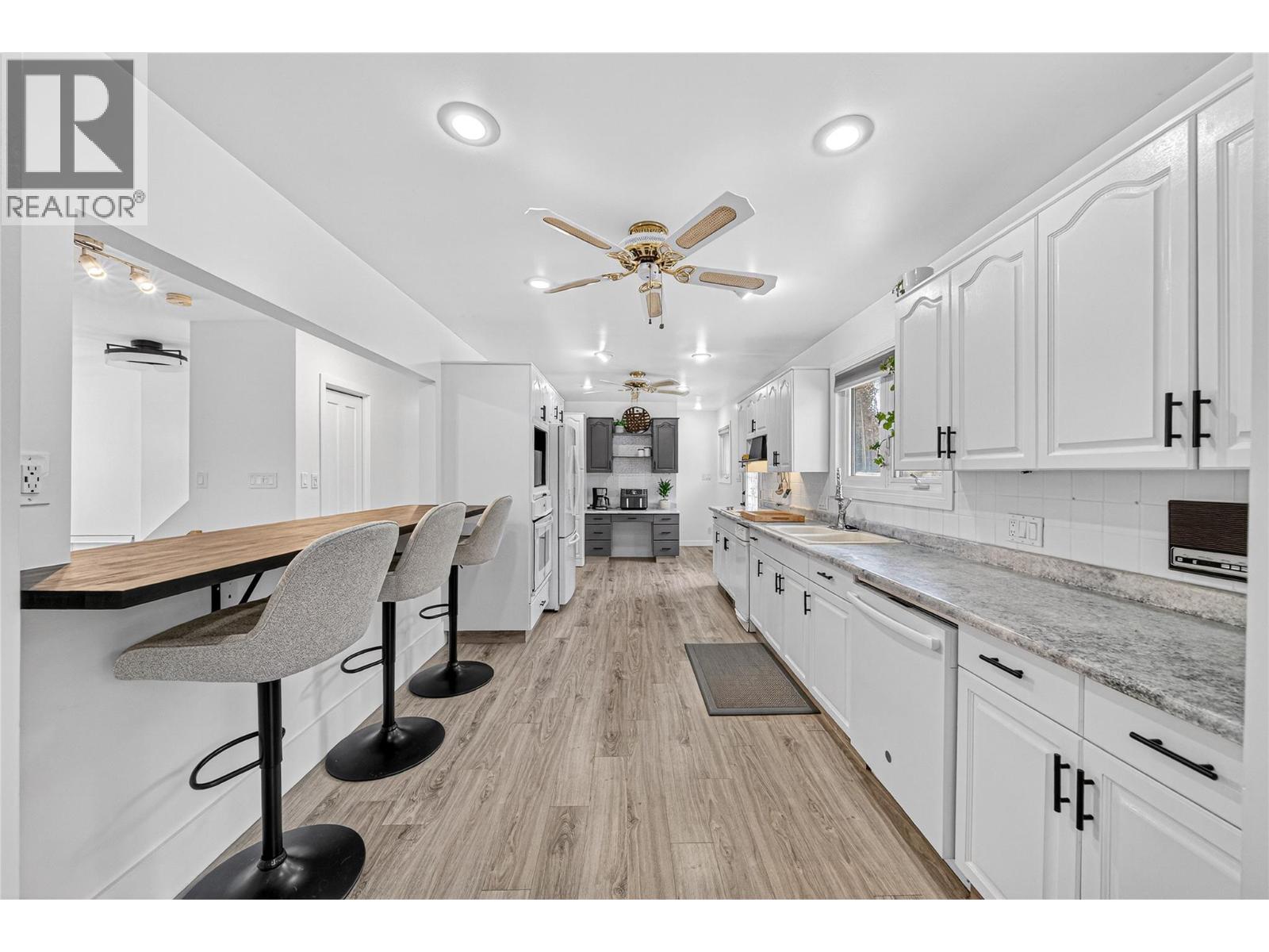 456 ENGELMANN SPRUCE Drive, Sparwood