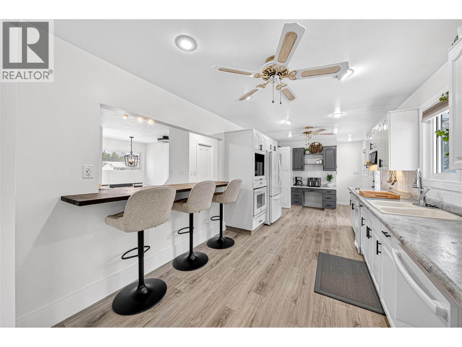 456 ENGELMANN SPRUCE Drive, Sparwood