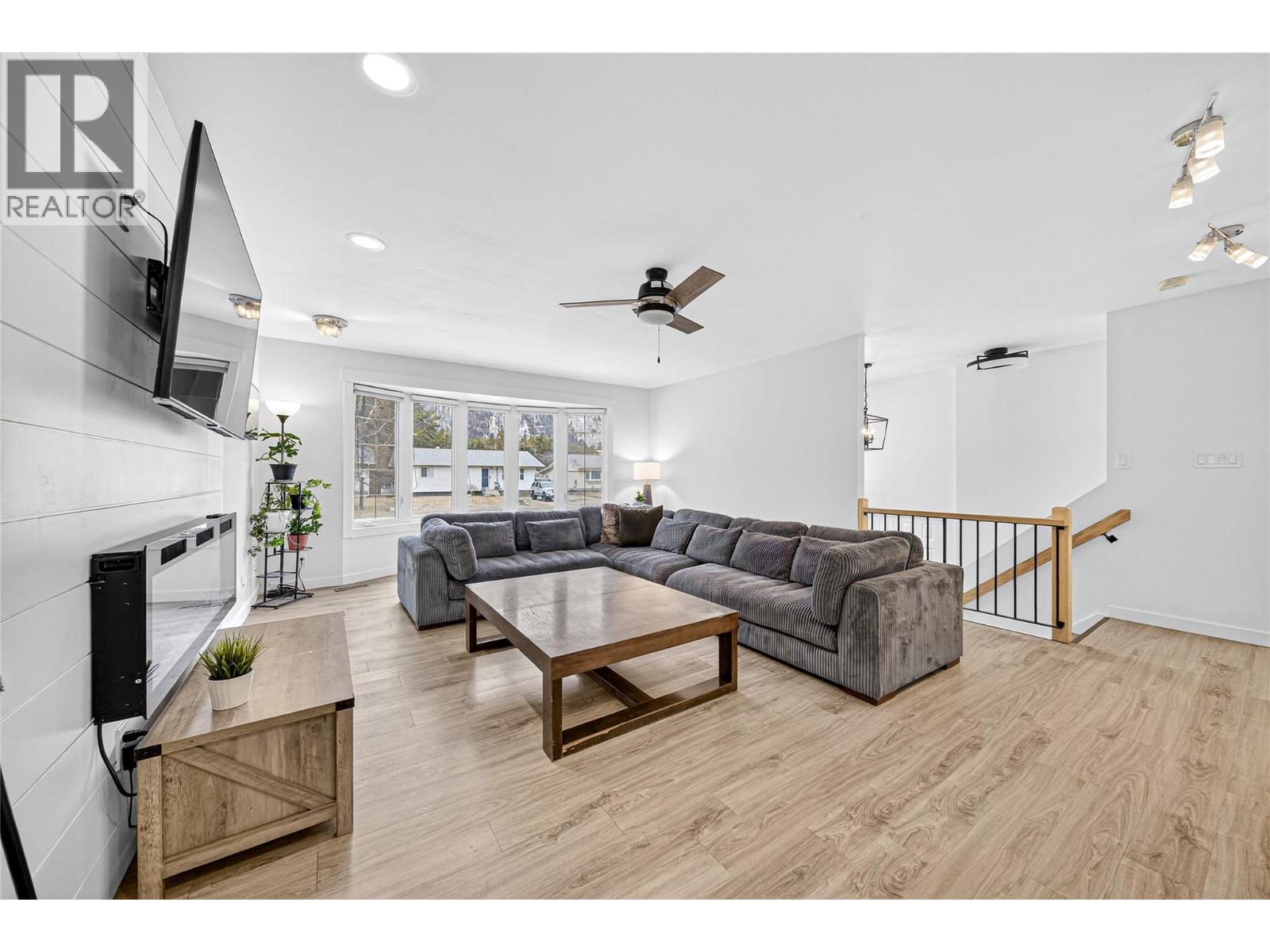 456 ENGELMANN SPRUCE Drive, Sparwood