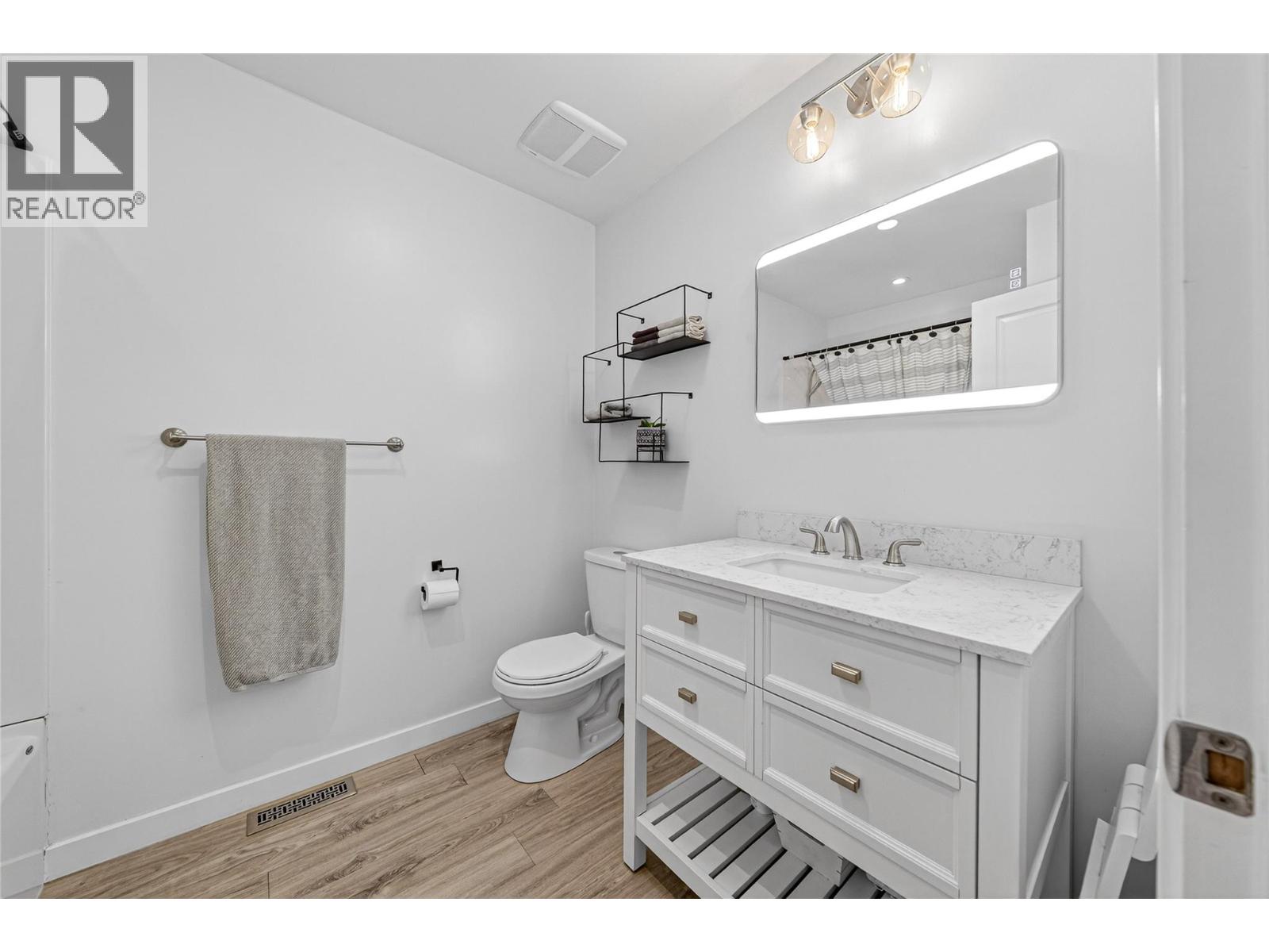 456 ENGELMANN SPRUCE Drive, Sparwood