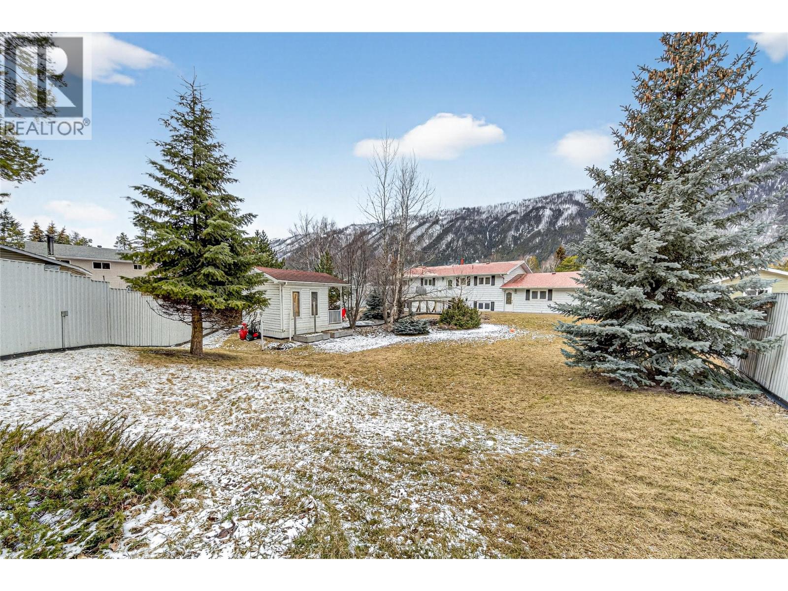 456 ENGELMANN SPRUCE Drive, Sparwood