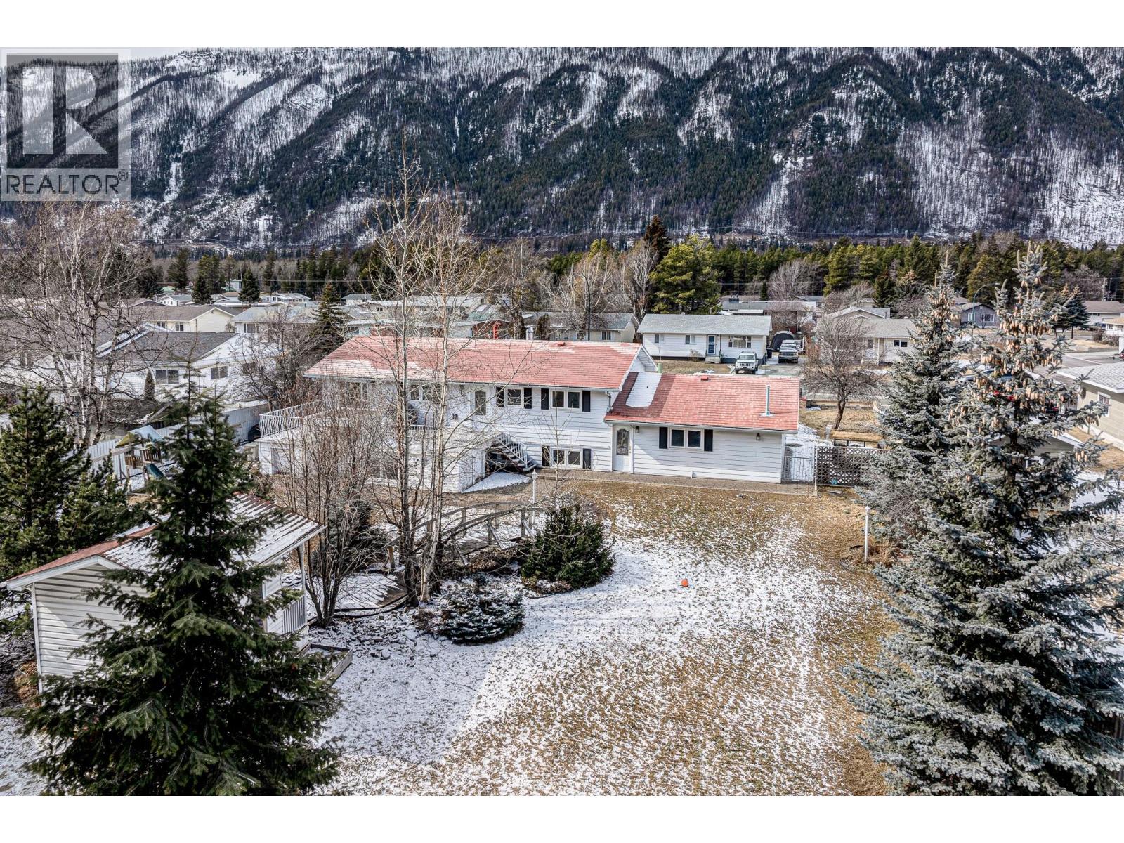 456 ENGELMANN SPRUCE Drive, Sparwood