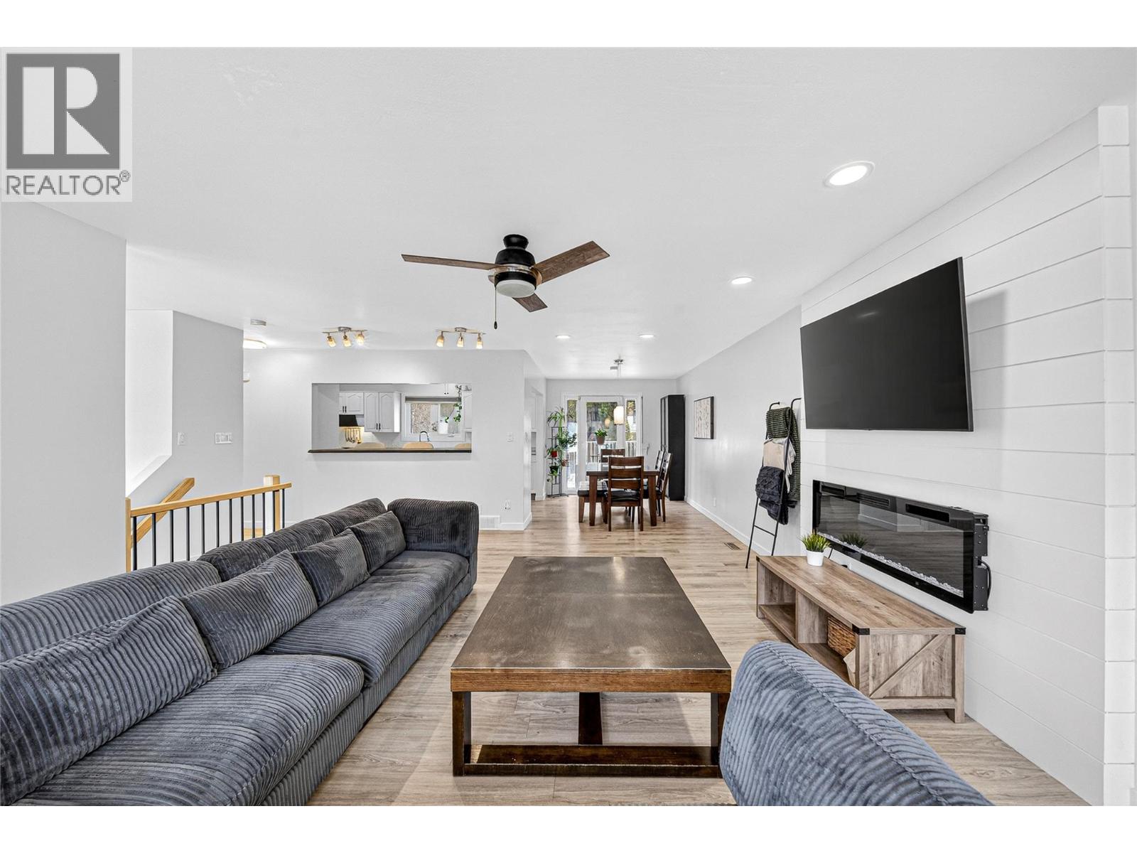 456 ENGELMANN SPRUCE Drive, Sparwood