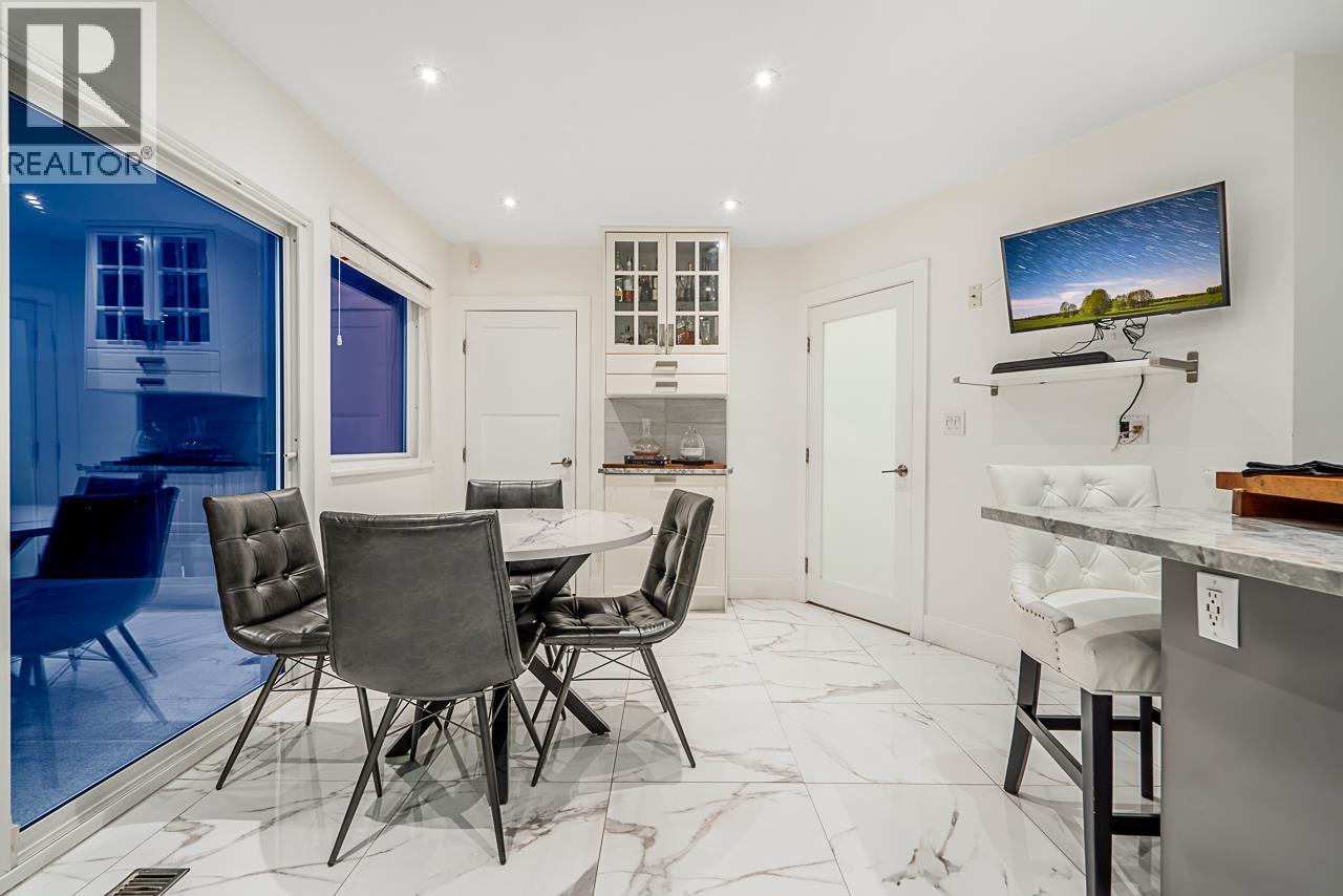 6446 MARINE DRIVE, Vancouver