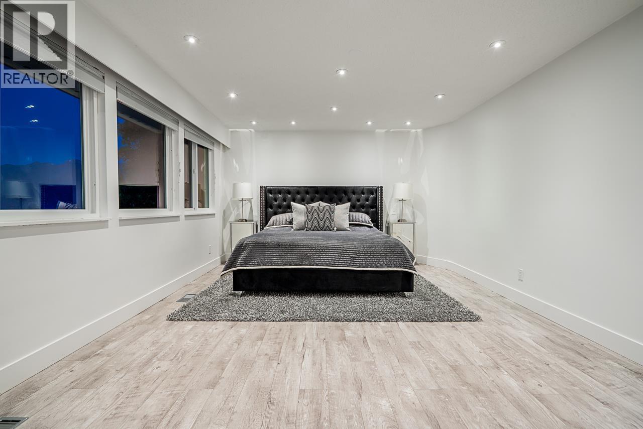 6446 MARINE DRIVE, Vancouver