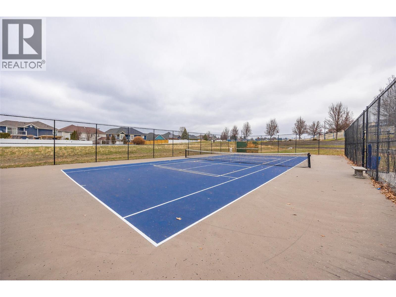 374 Quilchena Drive - 68