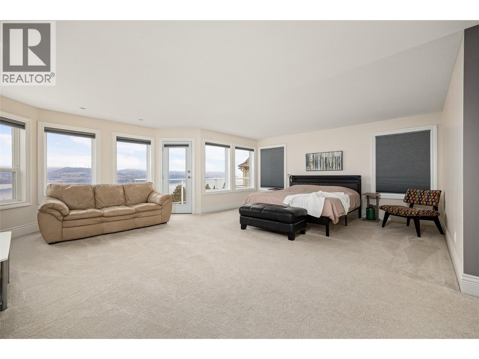 374 Quilchena Drive - 29
