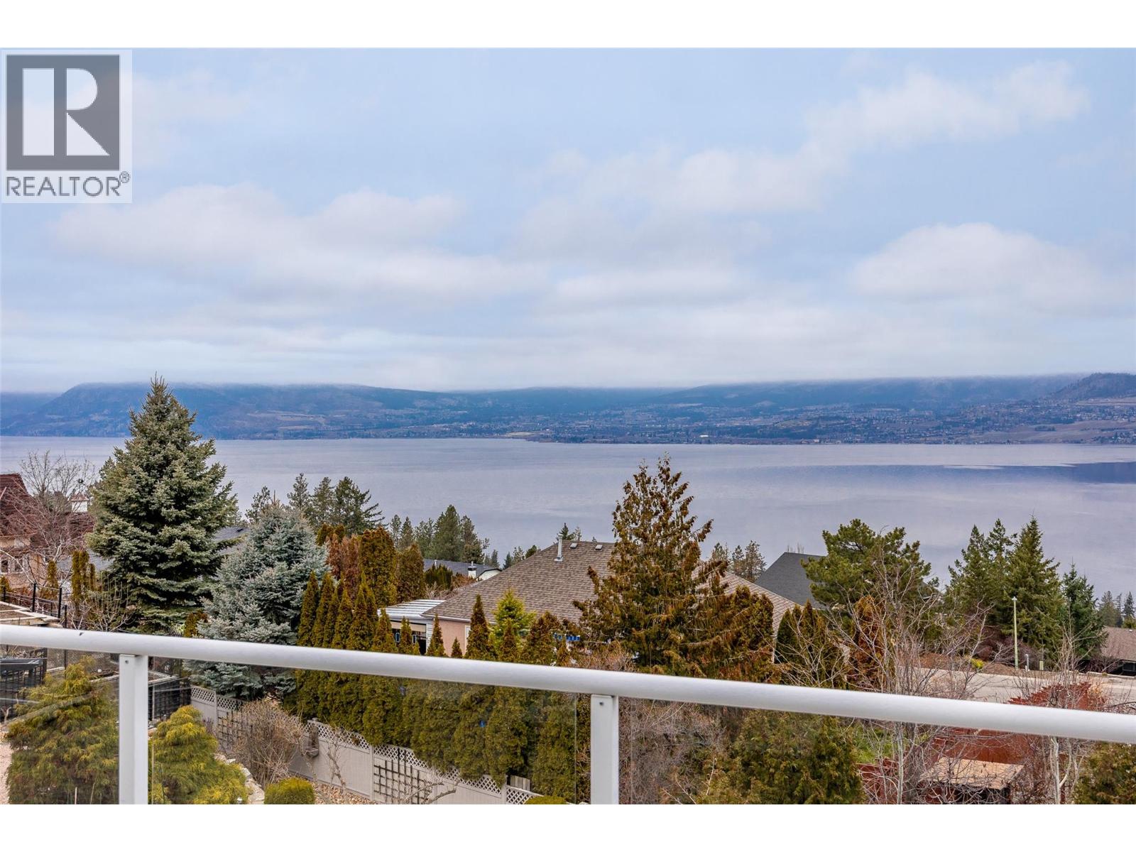374 Quilchena Drive - 20
