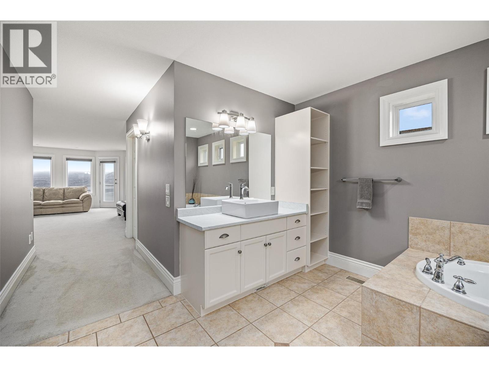  374 Quilchena Drive, Kelowna