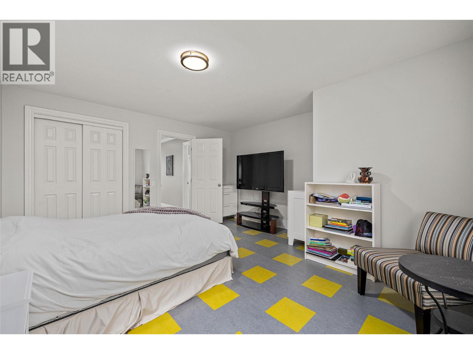 374 Quilchena Drive - 42