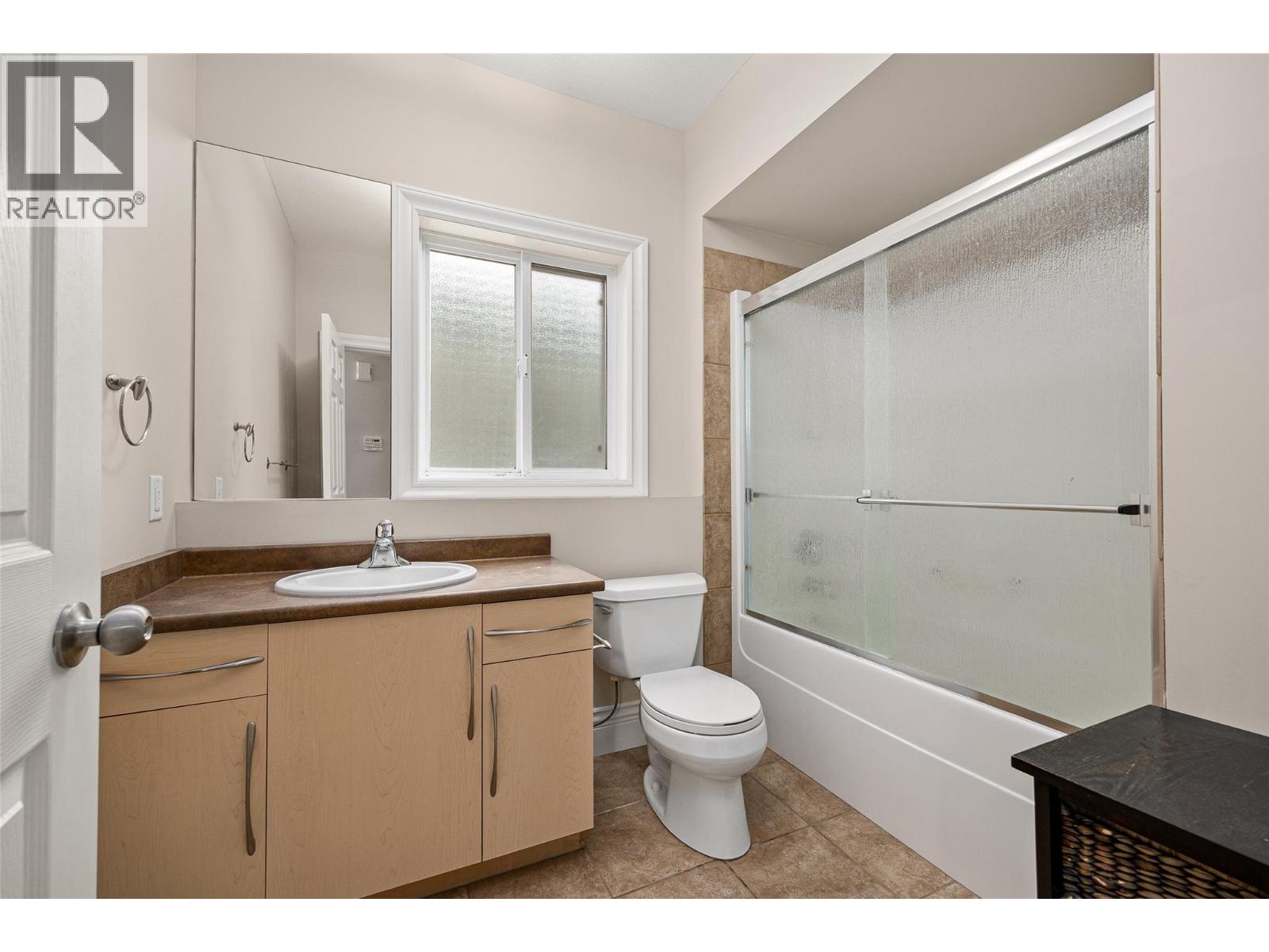  374 Quilchena Drive, Kelowna