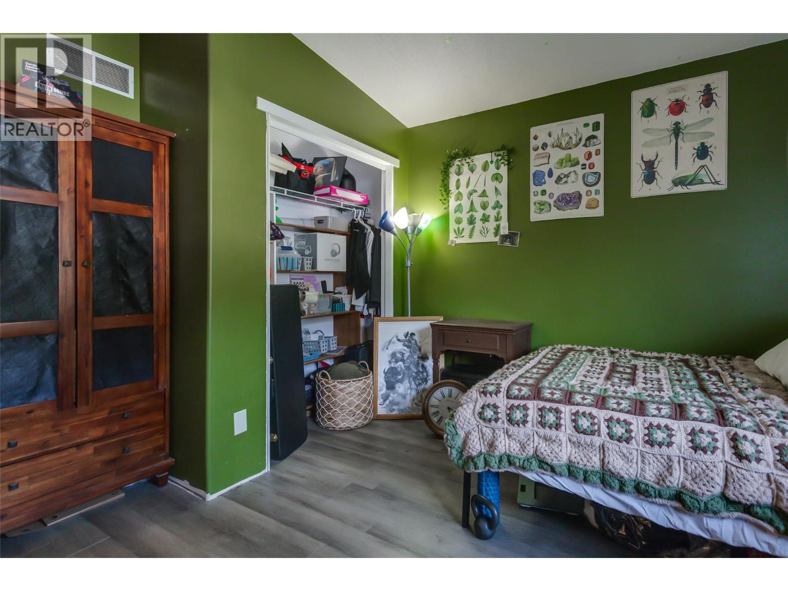 5 527 Yates Road, Kelowna