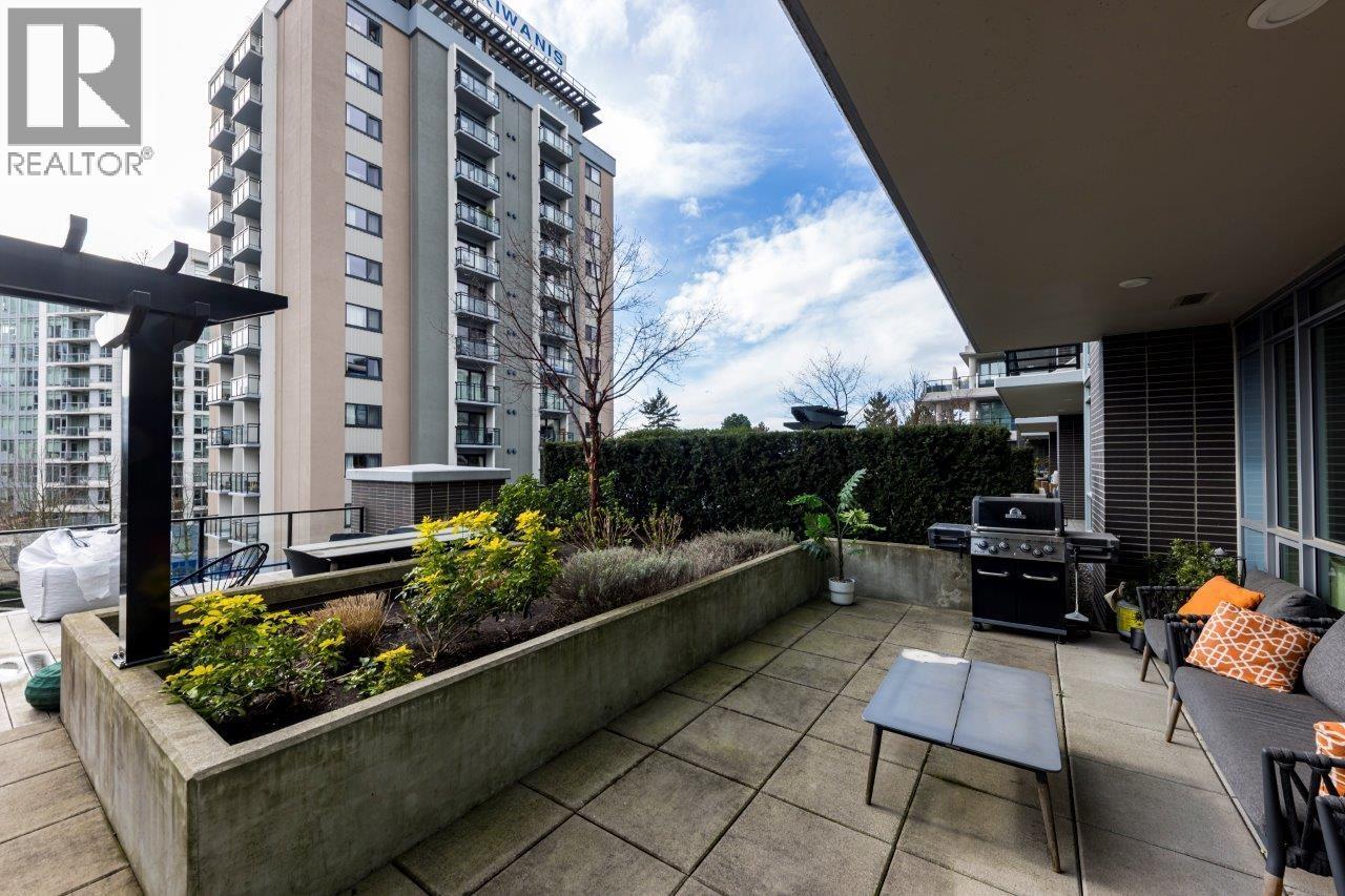 206 177 W 3RD STREET, North Vancouver
