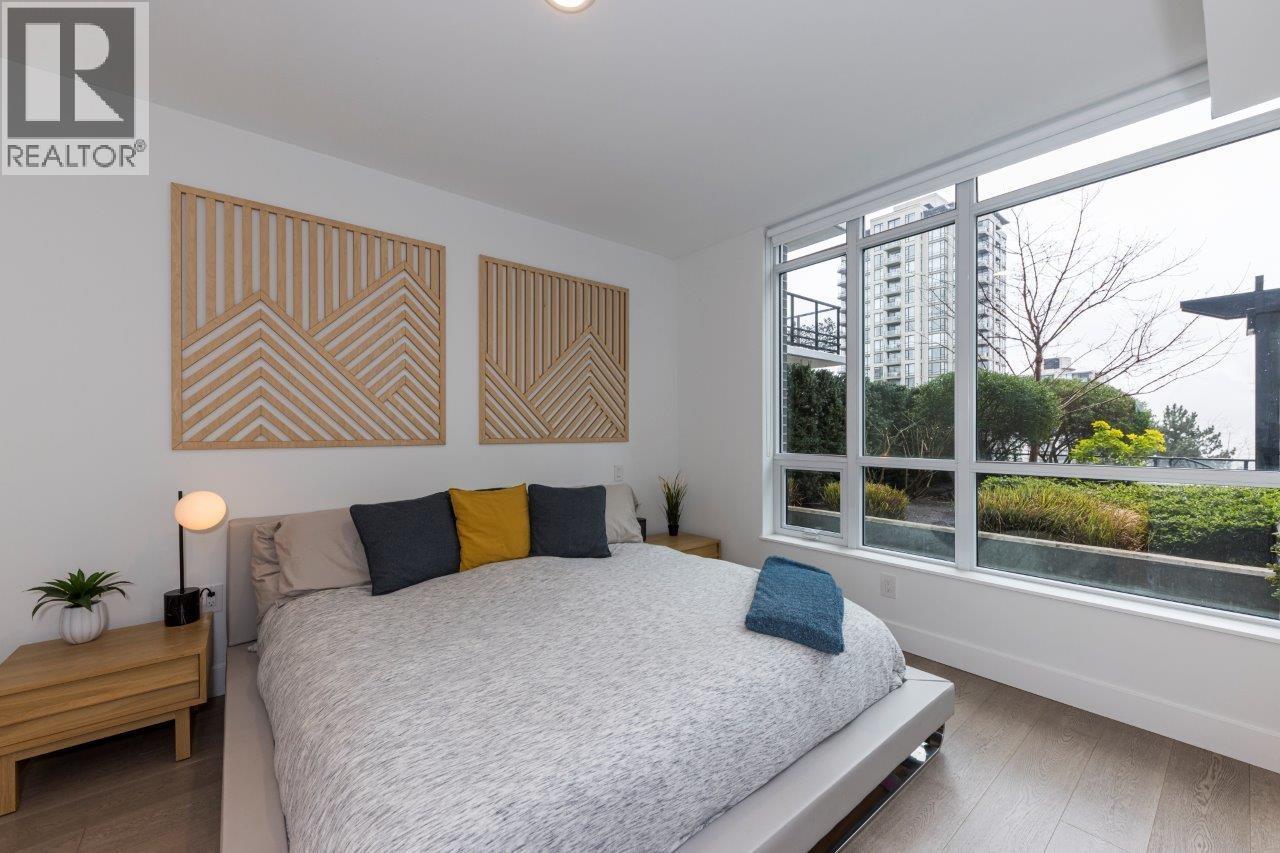 206 177 W 3RD STREET, North Vancouver