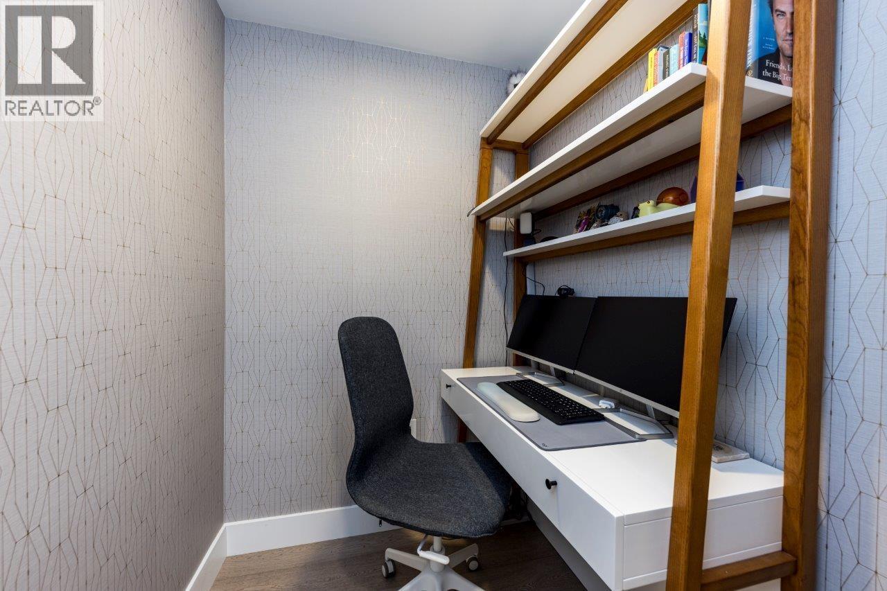 206 177 W 3RD STREET, North Vancouver