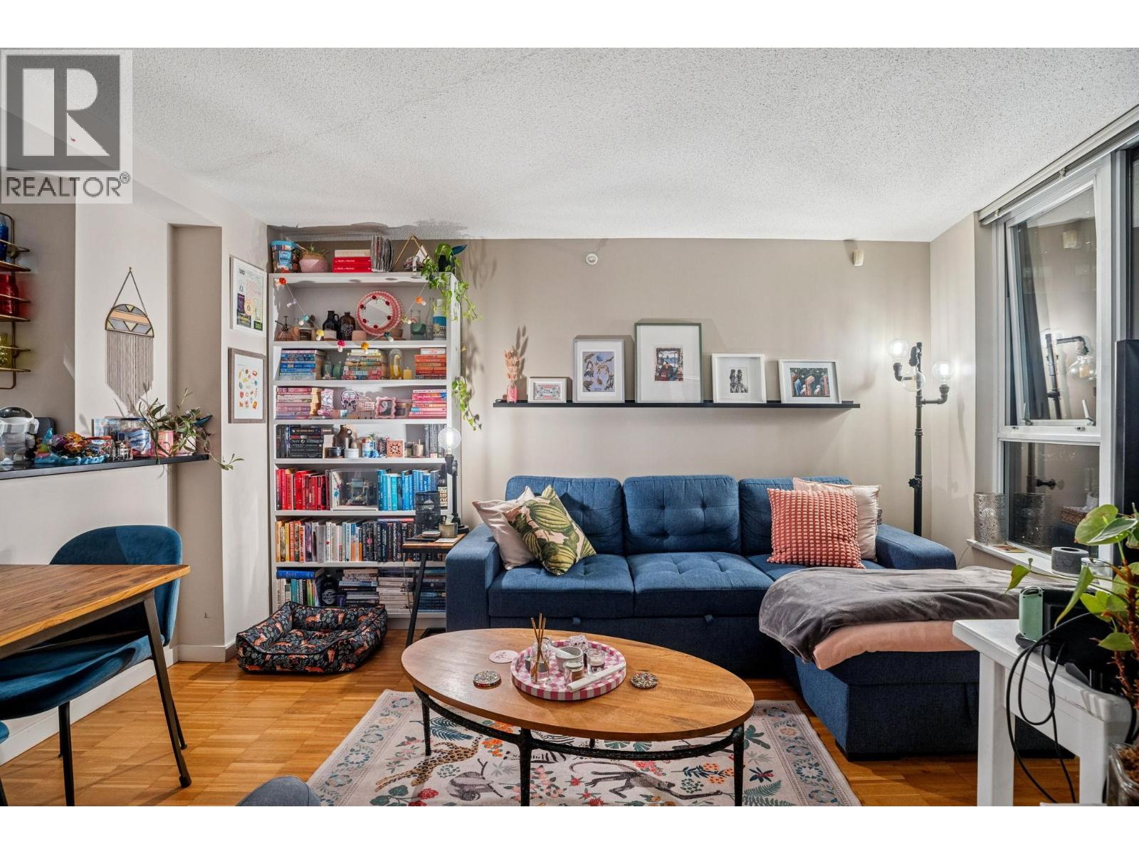 1901 33 SMITHE Street - photo 2