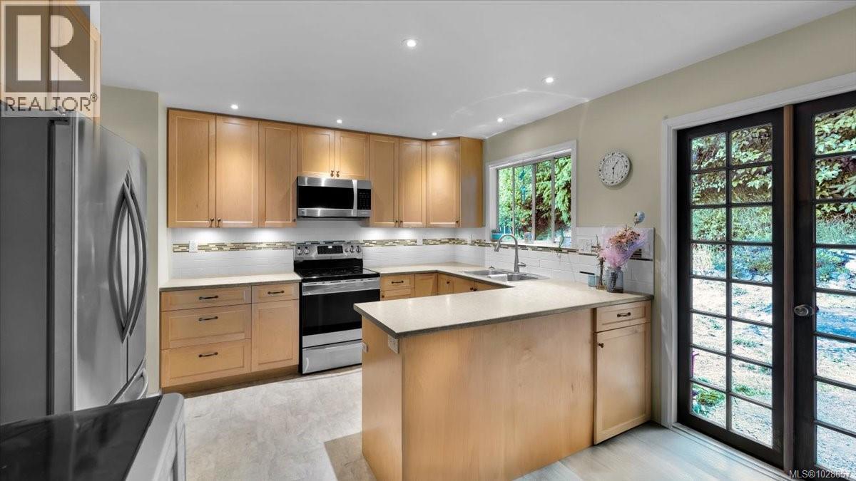 2348 FRENCH RD N - 18