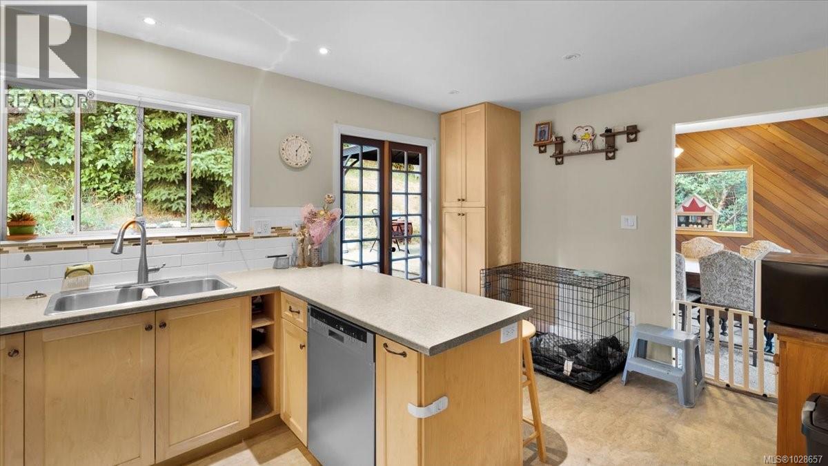 2348 FRENCH RD N - 23