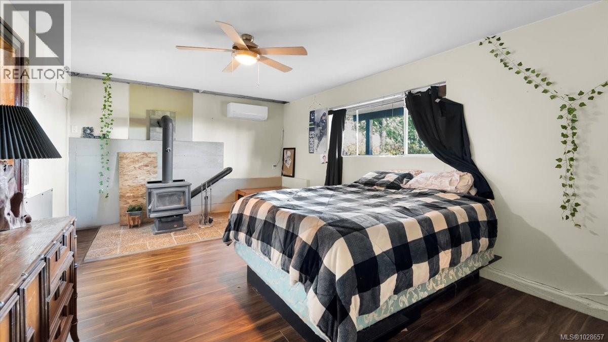 2348 FRENCH RD N - 41