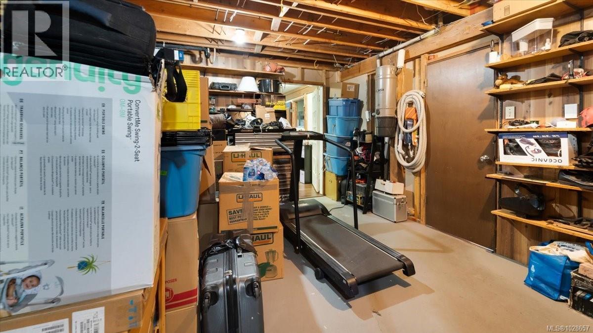 2348 FRENCH RD N - 66