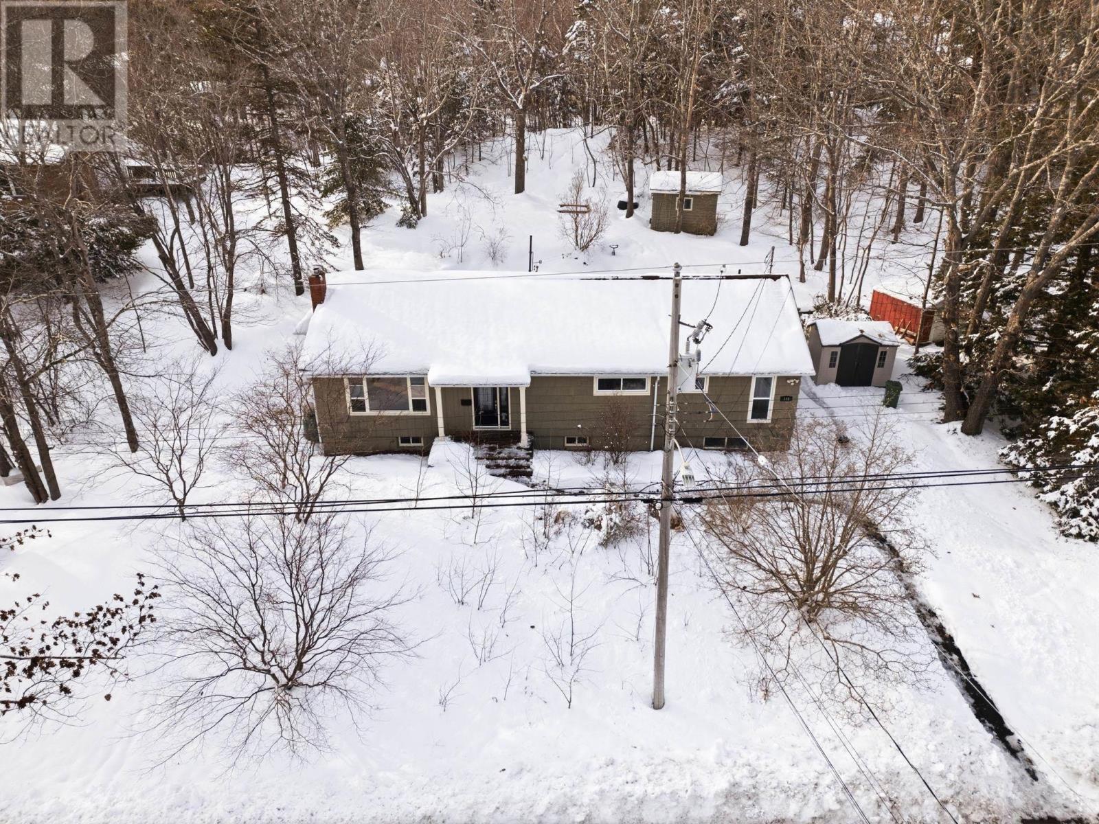 Property 33 of 33 of 146 High Street