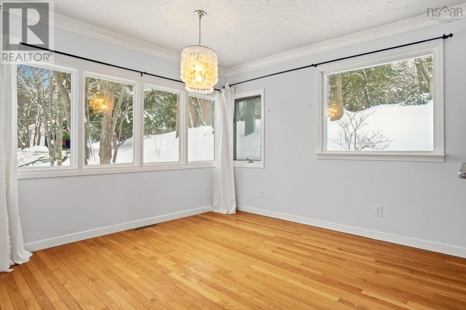 Property 6 of 33 of 146 High Street