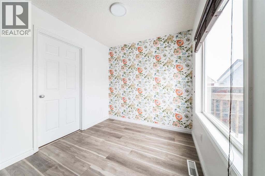 180 Grosbeak Way, Fort McMurray