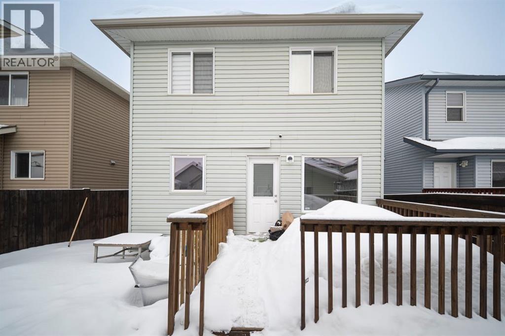 180 Grosbeak Way, Fort McMurray