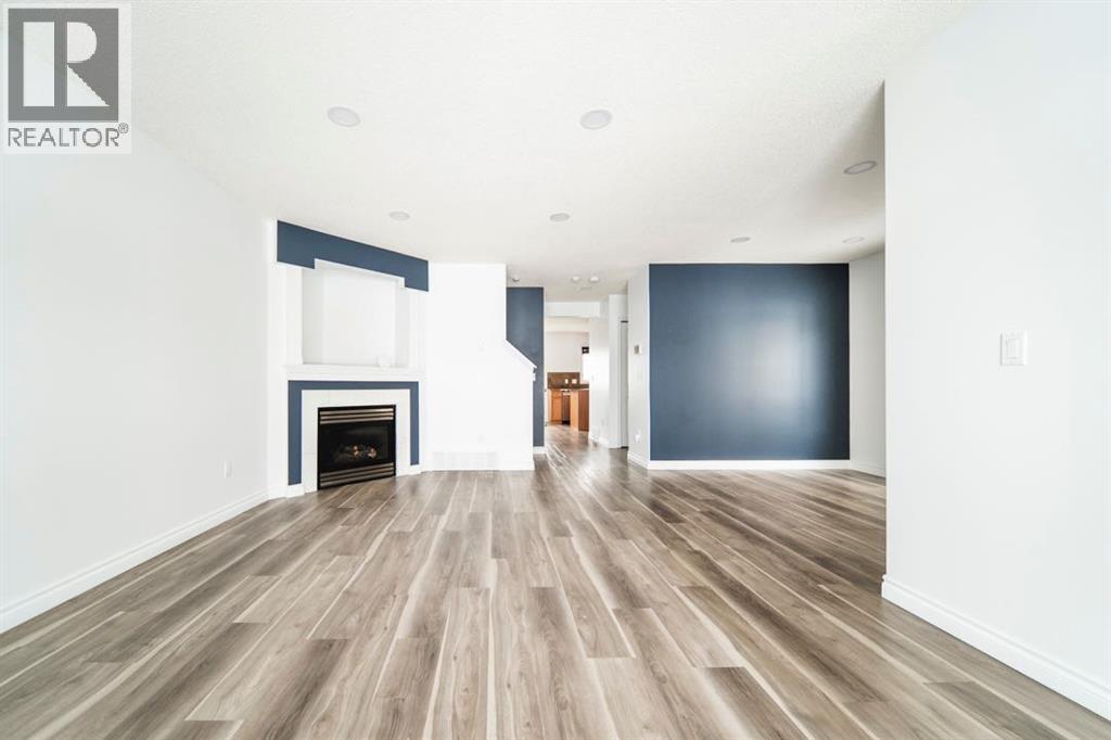 180 Grosbeak Way, Fort McMurray