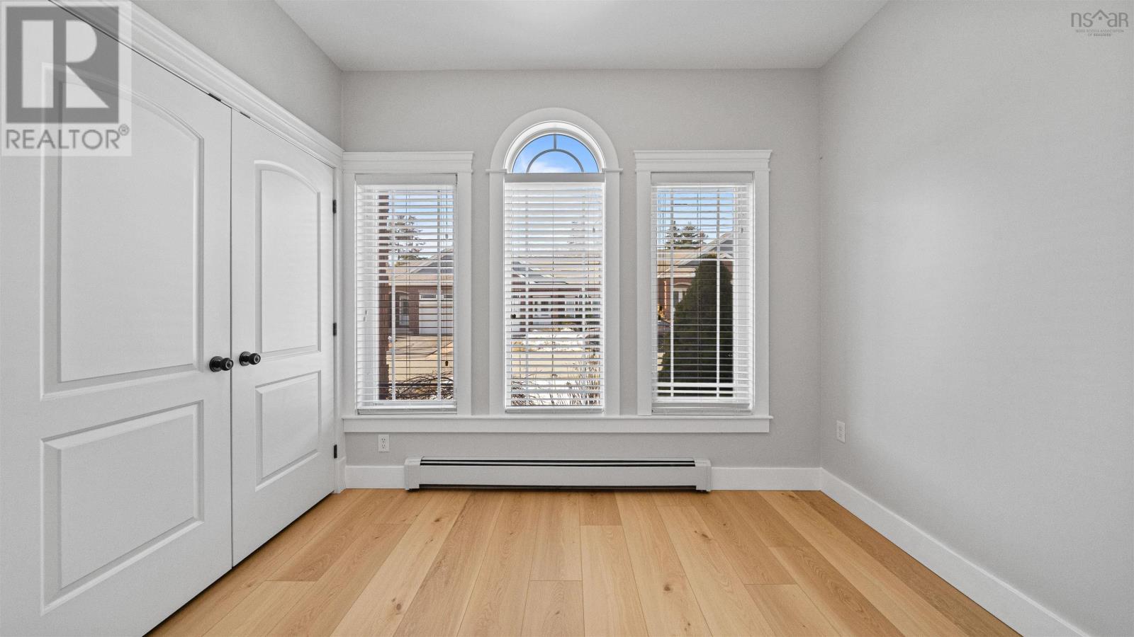 Property 22 of 38 of 11 Kirkwood Court