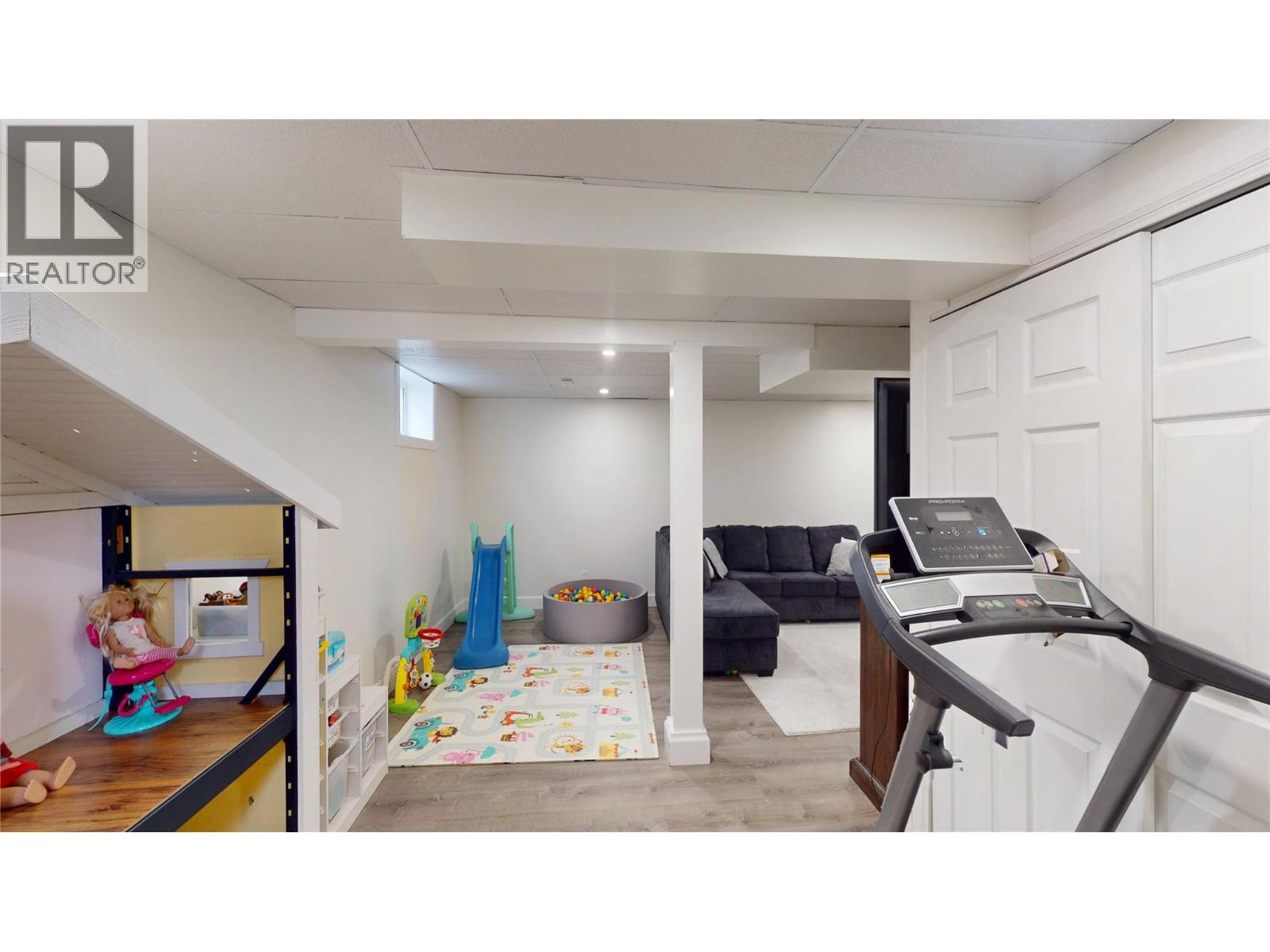 413 18th Avenue S, Cranbrook