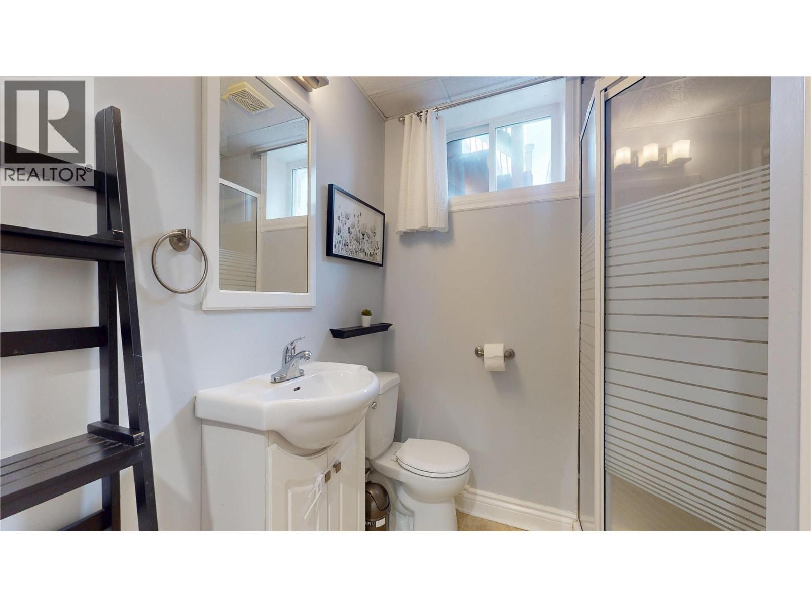 413 18th Avenue S, Cranbrook