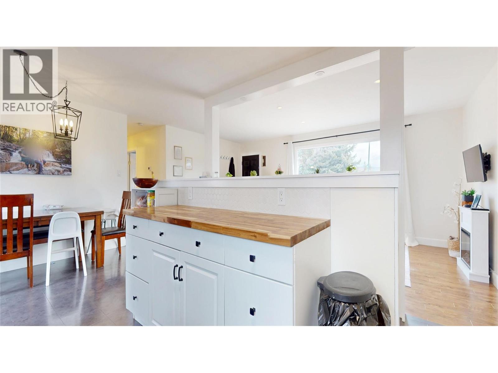 413 18th Avenue S, Cranbrook