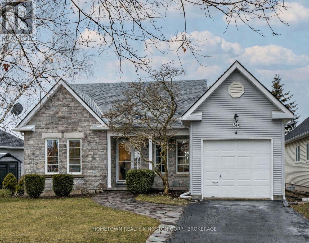 59 ABBEY DAWN DRIVE, Loyalist (Bath), Ontario