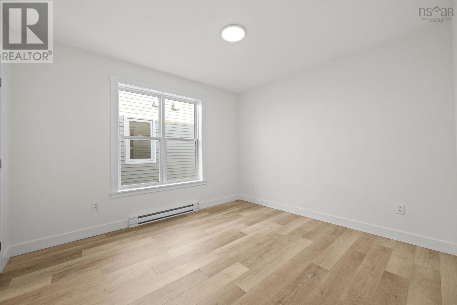 Property 24 of 39 of 48 Berm Street