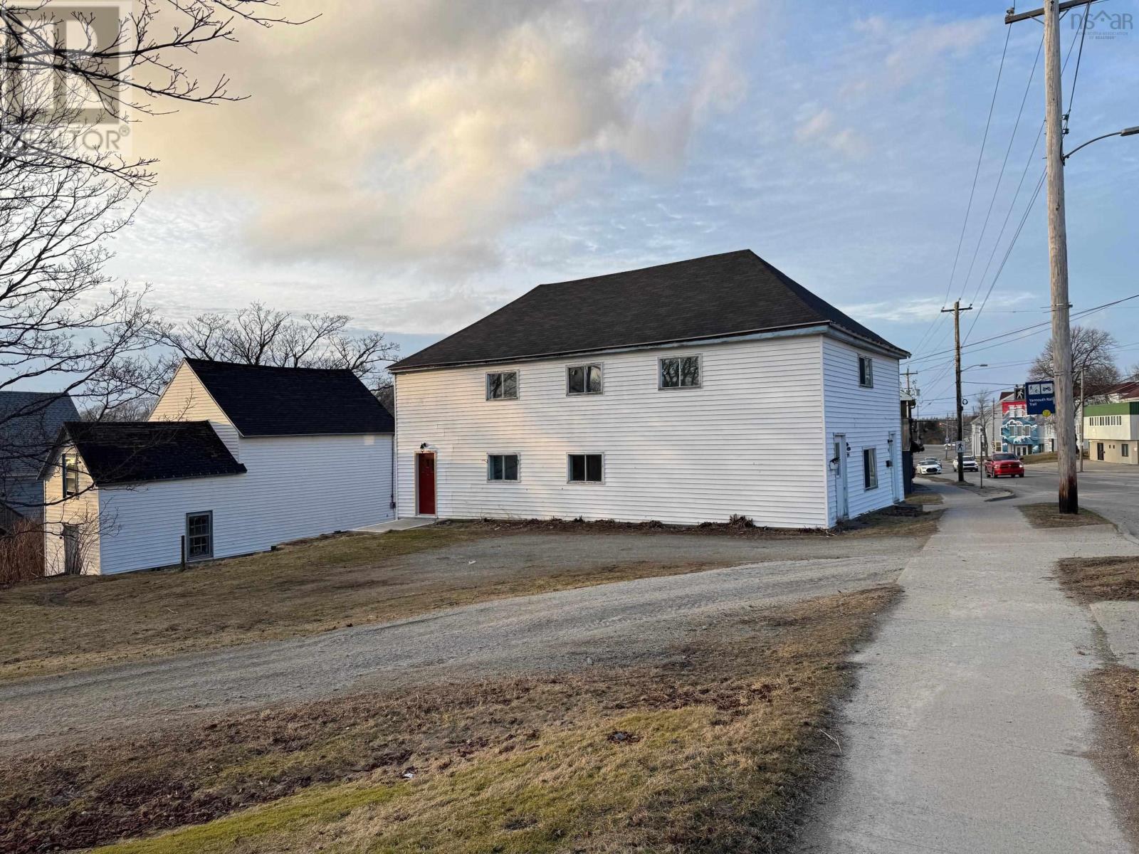 Property 3 of 10 of 594-596 Main Street, 7 Cann Street