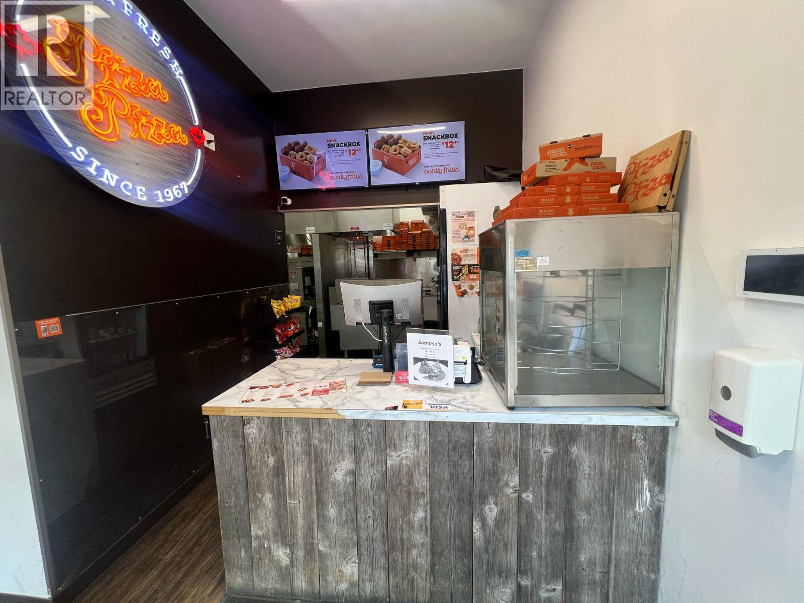 1399 Cedar Avenue, Trail