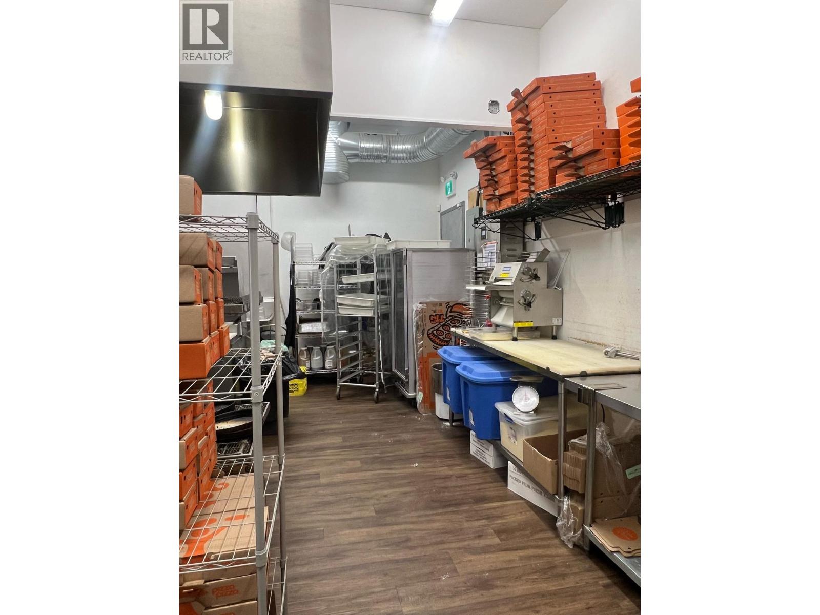 1399 Cedar Avenue, Trail