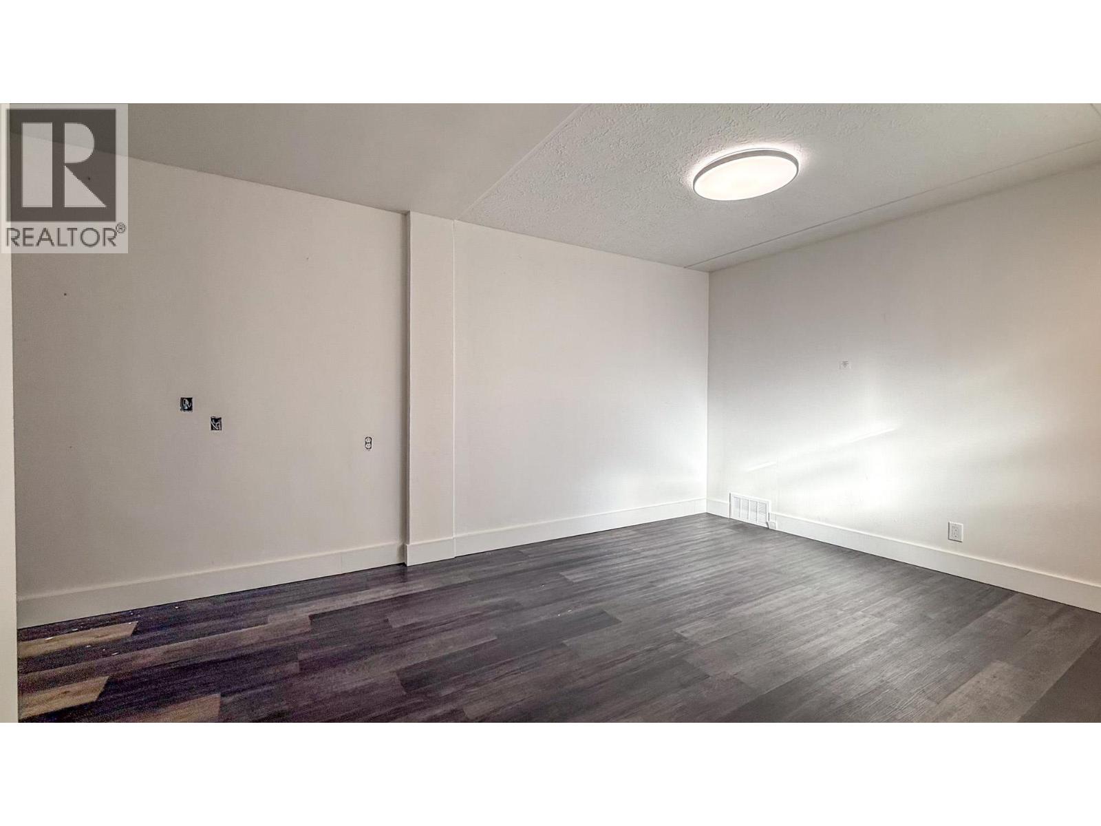 9 3045 Tutt Street, Kelowna