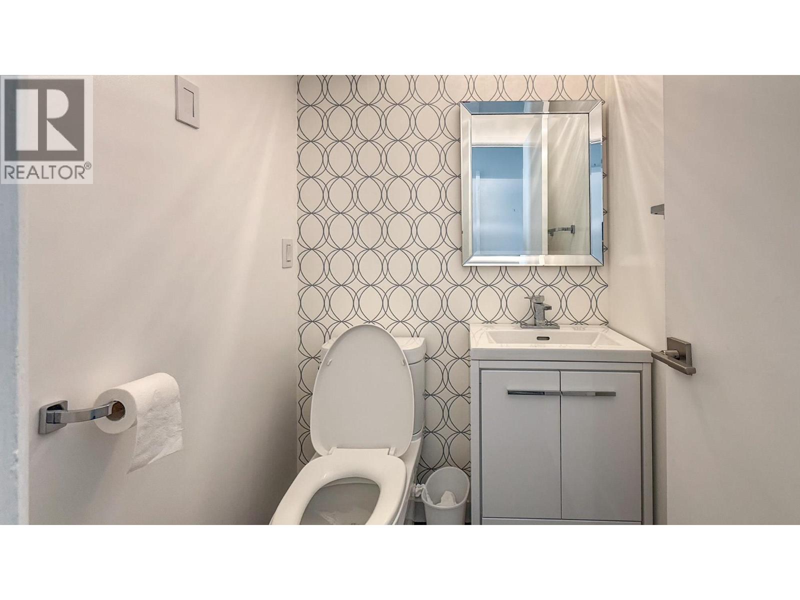 9 3045 Tutt Street, Kelowna