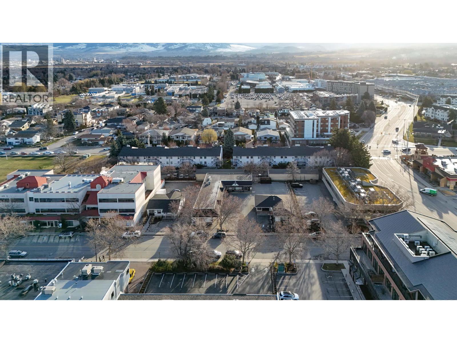 9 3045 Tutt Street, Kelowna