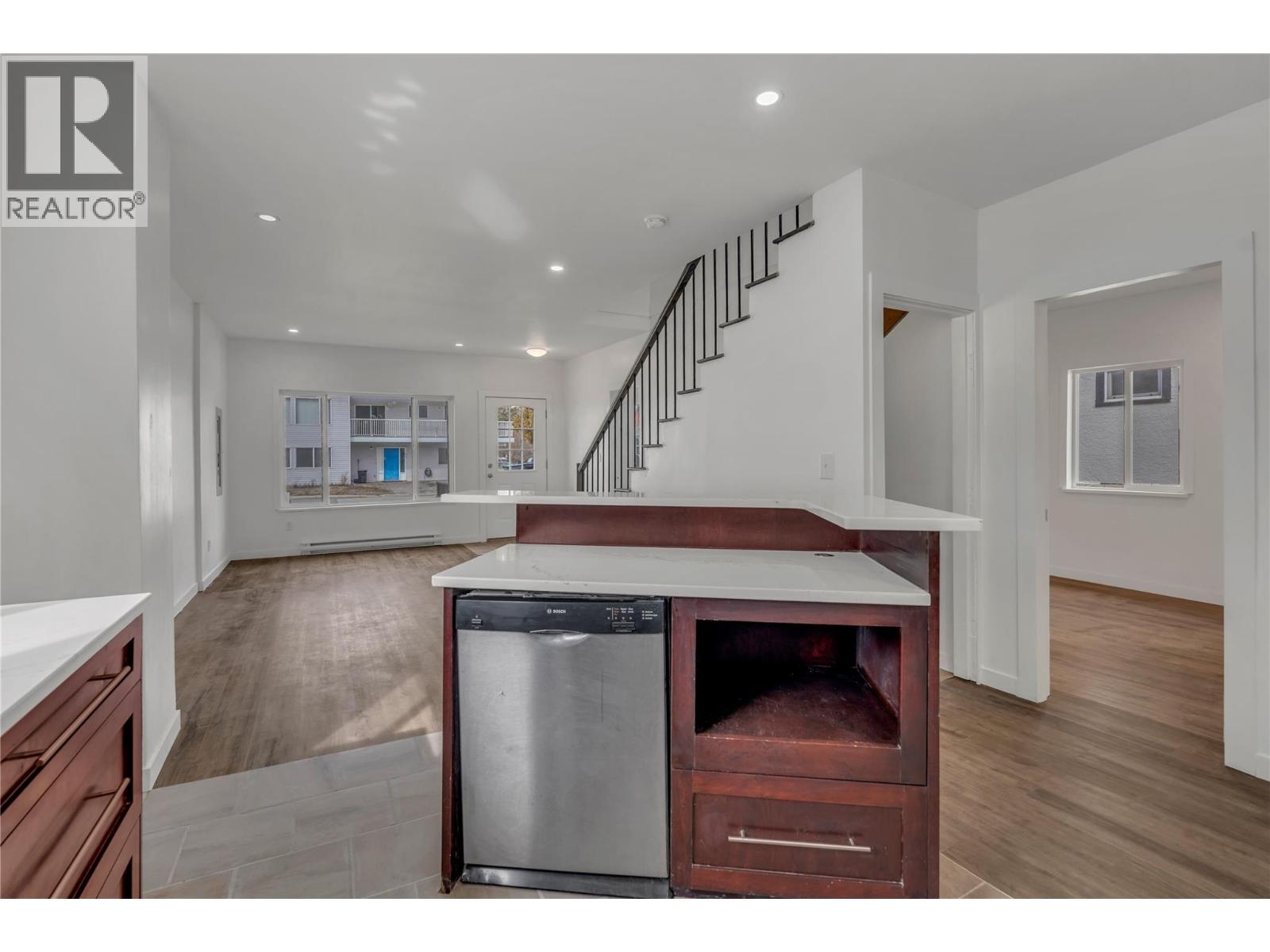 34 Fenchurch Avenue, Princeton