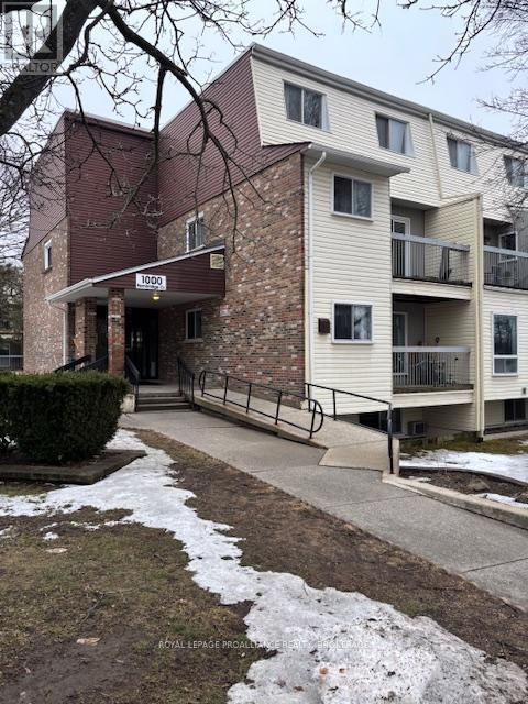 102 - 1000 PEMBRIDGE CRESCENT