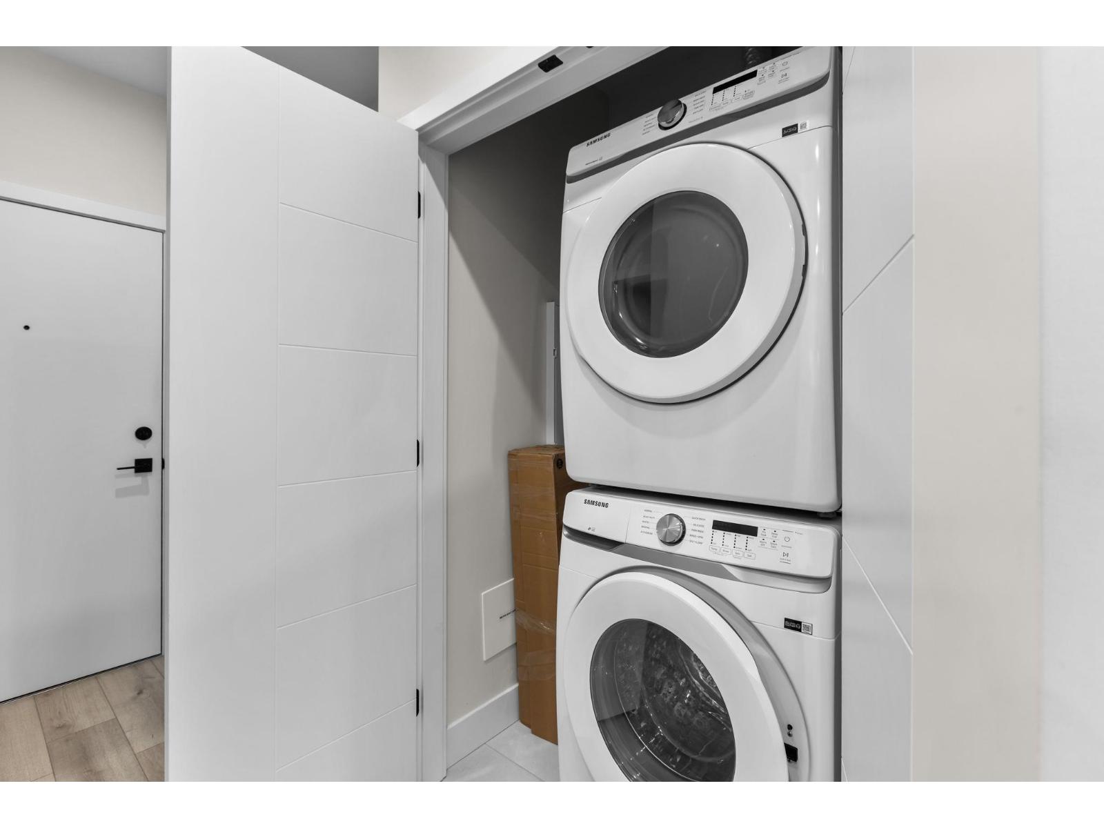 401 45511 CAMPUS DRIVE, Garrison Crossing, Chilliwack