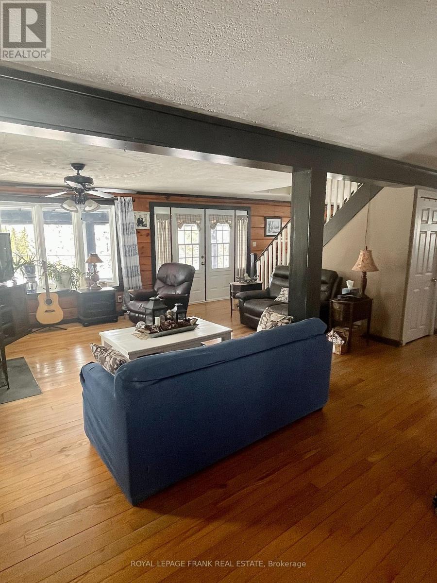 461 LOWER FARADAY ROAD - 14