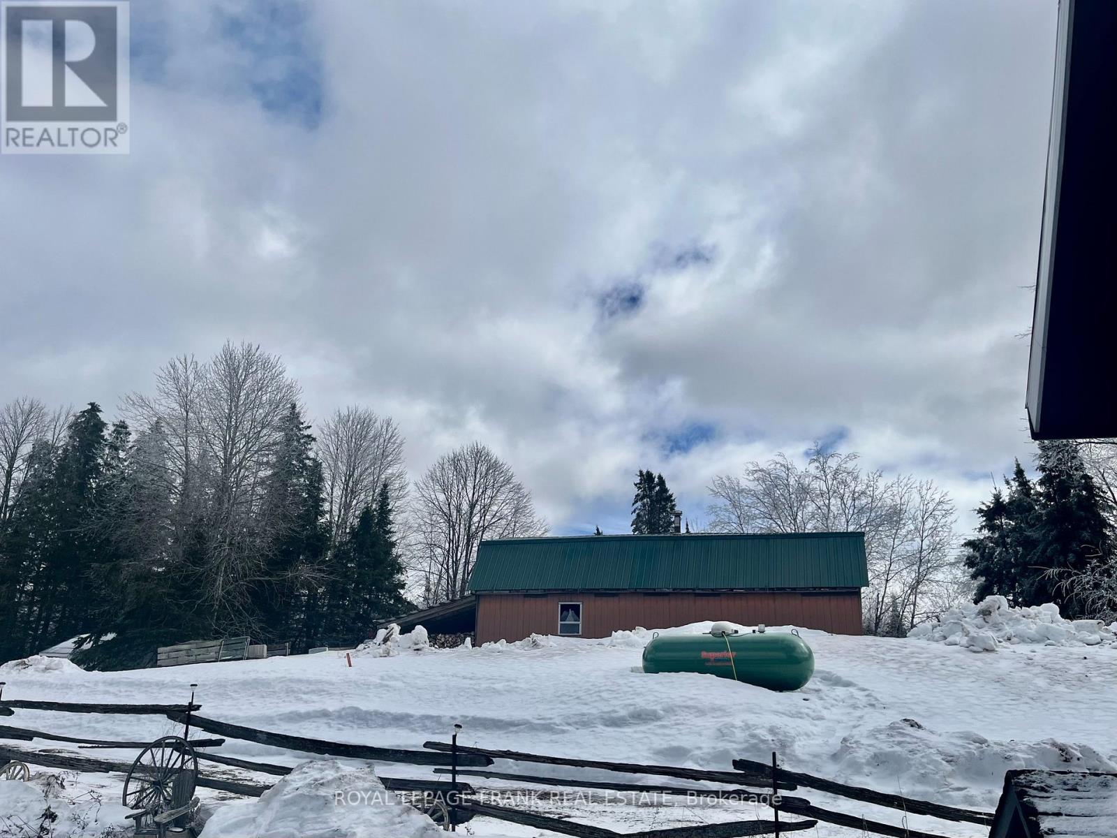 461 LOWER FARADAY ROAD - 30