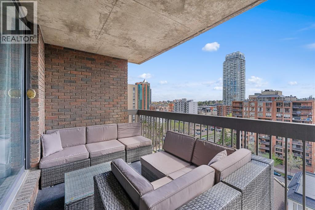 Single Family House for Sale in    Avenue SW Beltline Calgary 