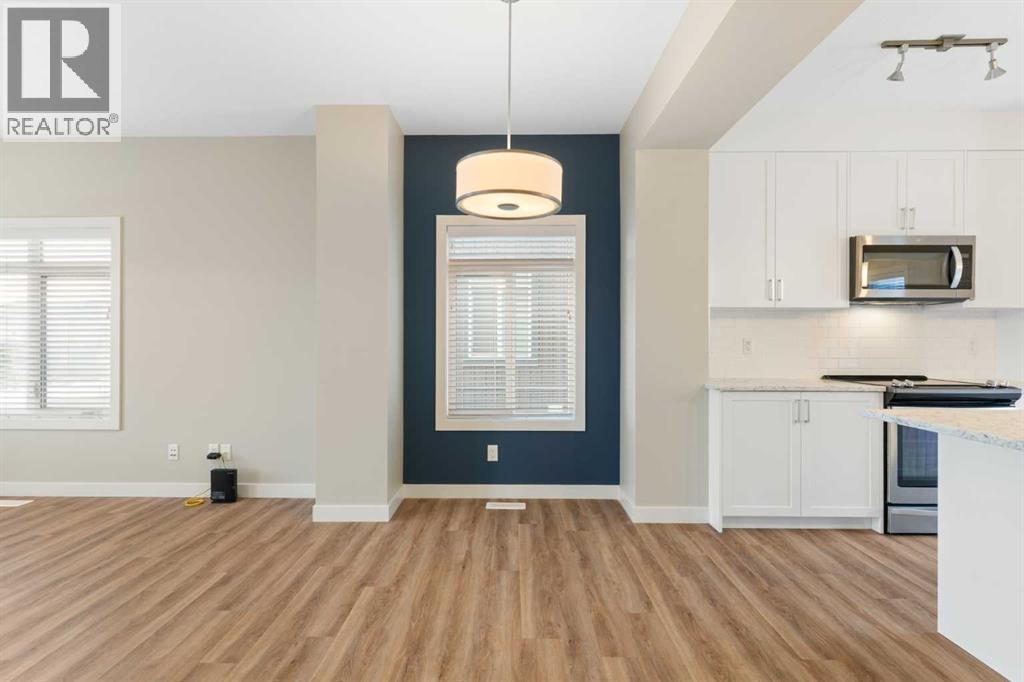 Single Family House for Sale in  Sage Bluff Drive NW Sage Hill Calgary 