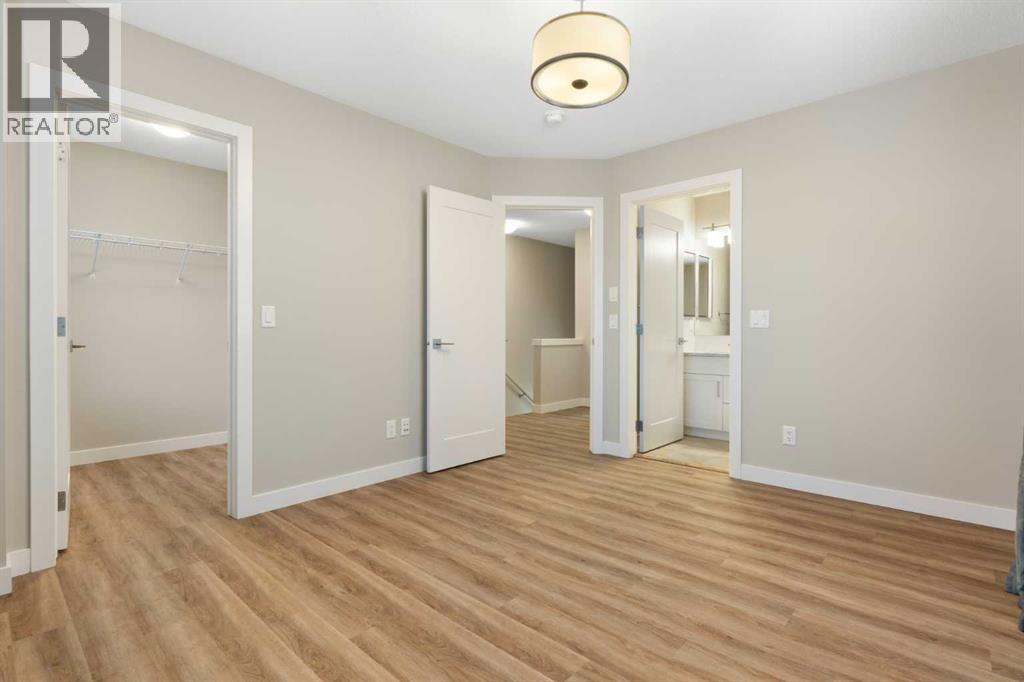 Single Family House for Sale in  Sage Bluff Drive NW Sage Hill Calgary 