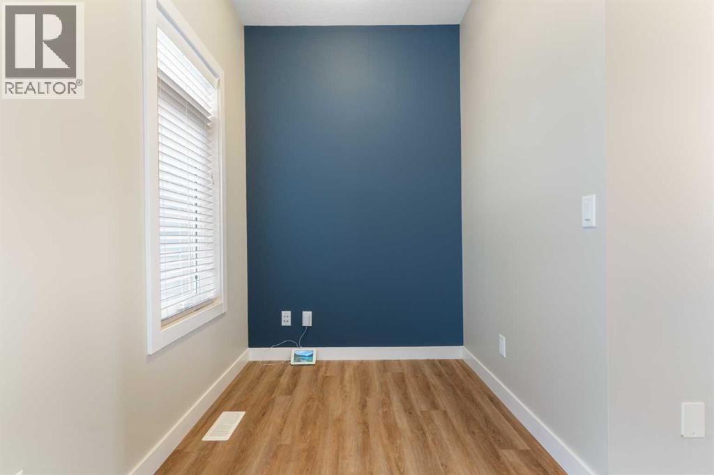 Single Family House for Sale in  Sage Bluff Drive NW Sage Hill Calgary 